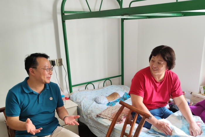 社(she)區慰問(wèn)